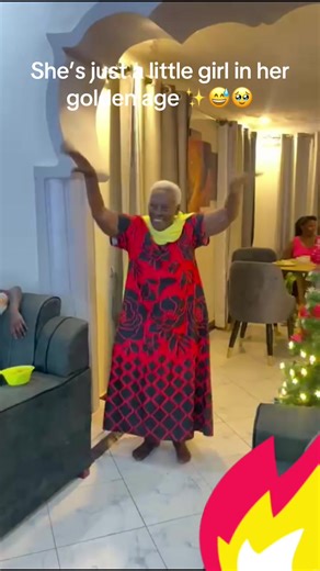 If she’s not the cutest Grandma,i don’t know who is🥰😍😍#fyp #grandmasoftiktok #culture