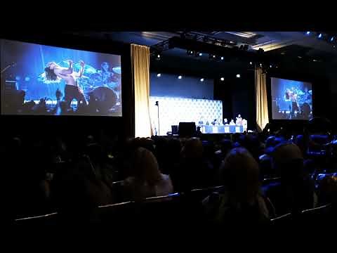 Sam Reid on his rockstar transformation in The Vampire Lestat, SDCC 2025