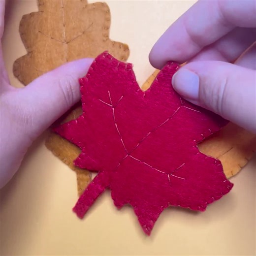 Fall Leaves Sewing Pattern | Simple Instruction Thanksgiving PDF Present Template Crafting Felt Gift Beginner Autumn Decoration DIY Ornament - Etsy