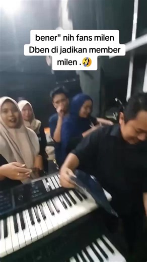 Koleksi Fans Milen Terbaik dan Momen Spesial