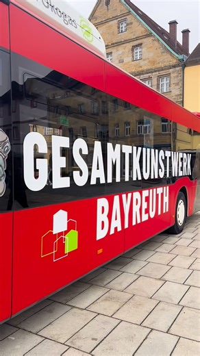 Bayreuther Tagblatt on Instagram: "Das ist der neu beklebte Festspiel-Bus. Er soll 150 Jahre Festspiele Bayreuth in die Stadt bringen. Habt ihr ihn schon entdeckt?"