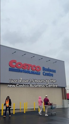 I visited the FIRST Costco Business Center in BC 🇨🇦