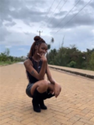 Model Life in Kenya: A Glimpse into the World of Fashion