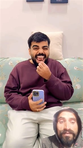 Gaurav Bhai Nikita Ki Chocolate kha Gaya 🥺😱🤣 #shorts #gauravaroravlogs #greenscreen #youtubeshorts