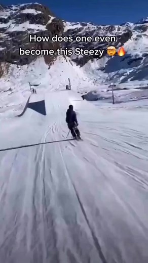 Stylish Freestyle Skiing Tricks on the Snow