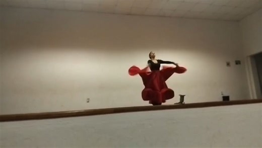 🌺💃 Ay, ay, ay… qué bonito es el folclore, cuando la alegría y la tradición se encuentran en cada baile. 🎶✨ #DanzaFolclórica #TradicionesVivas #OrgulloMexicano 💃✨ Ballet Folclórico Juvenil Azteca de La Manzanilla de la Paz, Jalisco, bajo la dirección de la maestra Marcela Ruiz. 📅 Ensayos: miércoles y viernes ⏰ 8:00 p.m. 📍 Casa de Cultura, La Manzanilla de la Paz 🌟 ¡Ven, forma parte de nuestras tradiciones y mantén viva la esencia del folclore mexicano! 🇲🇽🎶 | Grupo Cultural Hacienda Los 