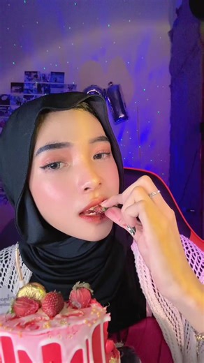 #asmr eat cake🍰😋 #sherlyasmr