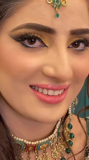 Complete tutorial visit our YouTube channel #farahsalon #makeup #viralvideo #foryourpage #makeuptoutorial @farahssalonoffical