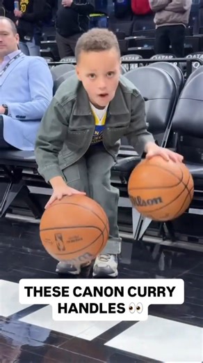 Canon Curry showing off his handles 🤯🔥 #canoncurry #stephencurry #curry #nba #basketball