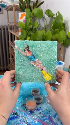 T a y l o r C o x on Instagram: "Day 1-6 of 30 days of art in January for the 30x30x30 Exhibition @vargallery in Milwaukee. I think I may have given myself a good challenge for sure. I end everyday covered in glass beads. I’ve started to experiment more and learning new techniques."