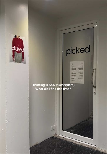 Save this! New Bkk thrift store. 📍@picked Siam square, Lido 2fl. #bkk #bangkokthailand #thriftingfinds #siamsquare #สยามสแควร์