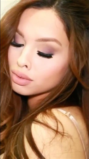 THIS eyeshadow blending hack makes so much sense #shorts