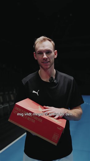 SPORT 24 | HSHOP on Instagram: "@gidsel står klar med sin første signature PUMA håndboldsko🔥 En KÆMPE PUMA nyhed med verdens bedste Mathias Gidsel! Hvordan tror I den ser ud?🤩👆🏼 @pumanordic #hshop #håndbold #håndboldsko"
