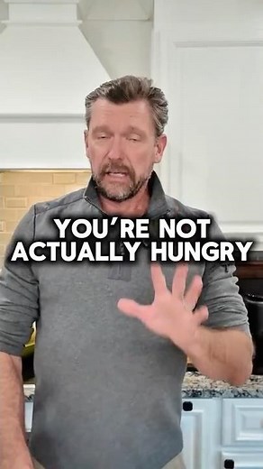 Do you practice intermittent fasting? Or would you ever try it? 👇🏼