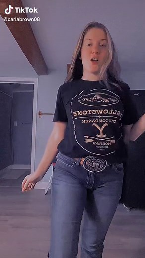 Carla Brown (@carlabrown08)’s videos with Honky Tonk Badonkadonk - Trace Adkins