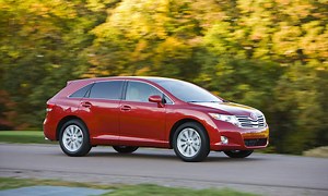 How to operate Auto Climate Control on Toyota Venza