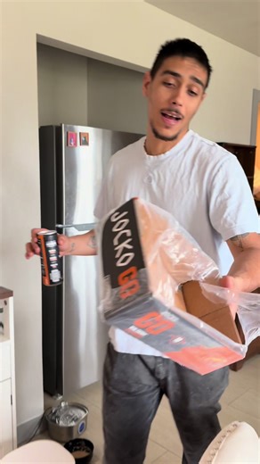 yei (@yeialvarez45)’s videos with sonido original - yei