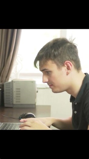 Mobile vs Desktop Video Editing | Which One is Better?