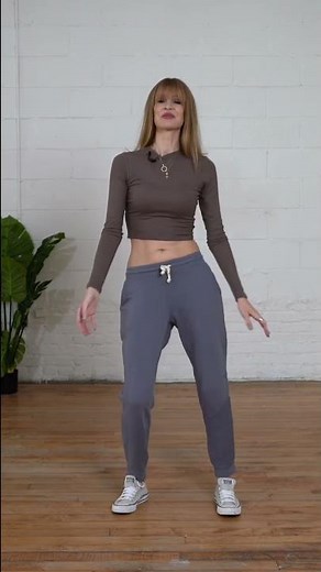 A simple club dance move that works with any song 🪩