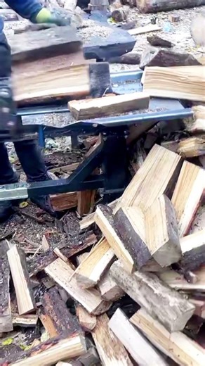 #logsplitter Log Splitter