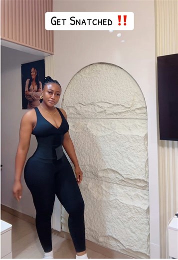 This waist trainer is designed to provide compression and support around the midsection. It helps enhance posture, support workouts, and create a smoother waistline appearance when worn consistently—ideal for training sessions or daily shaping under outfits #waisttrainer #bodyshaper #FitnessEssentials #WaistTrainer #Shapewear