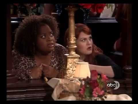 Less Than Perfect S02E24 - Claude on One Knee