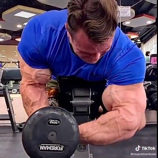 Super massive pumps! #muscle #biceps #pump #bodybuilding #bodybuilder ...