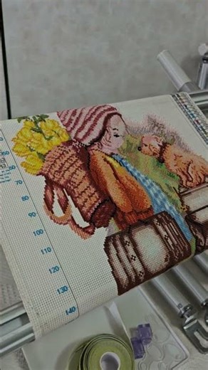 Adjustable Embroidery Stand for Comfortable, Hands-Free Stitching