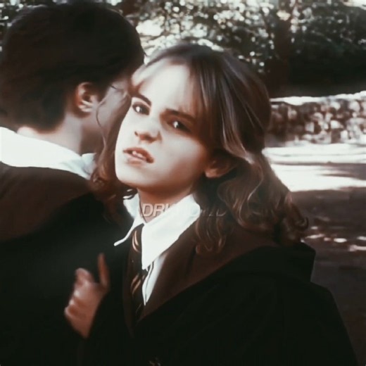 – HERMIONE G. ↺ Her😍 #hermionegranger#emmawatson #harrypotter #movies #edit #hogwarts #magic