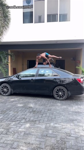 Anthon  on Instagram: "Two types of Boyfriend 藍藍 @anthonumeh w/ @callmeonome_ @sheisphavorr @p_u_r_p_l_e_c_a_n_d_y #invisible #indeed #anthonumeh"