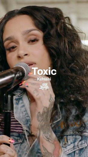R&B Lounge on Instagram: "Toxic (Live) // Kehlani 🖤 via @levis #kehlani"