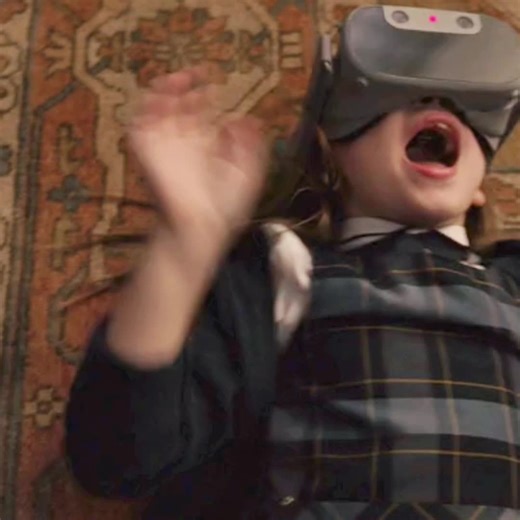 Monsters in VR Glasses: A Halloween Film Commentary