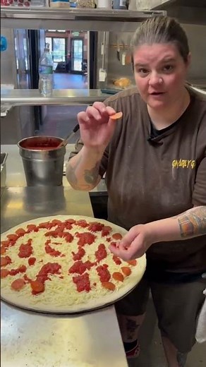 This is how we make the Henry Hill pizza. #sandiego #sandiegopizza #northpark #sandiegoeats