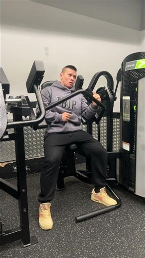 Single Arm Machine Pullover