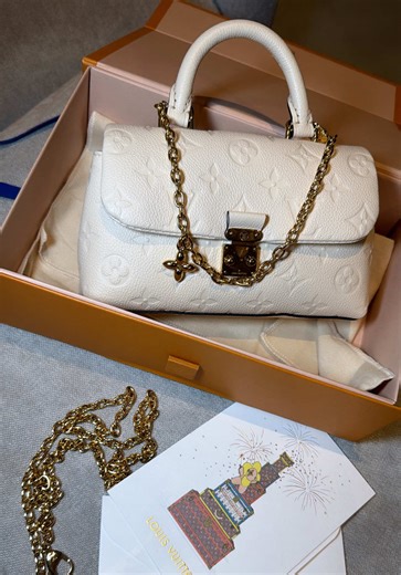 Exploring Girly Aesthetics with Nanomadeleine