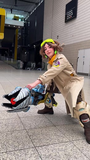 Toothless Cosplay Series: Characters in Focus
