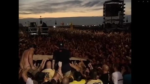 Limp Bizkit Performance at Woodstock '99