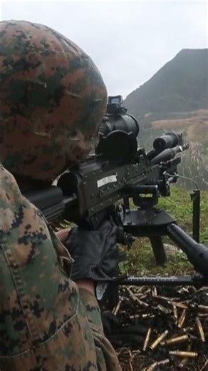 Female Marines Machine Gun #usmc #marinecorps #usmarines #marines
