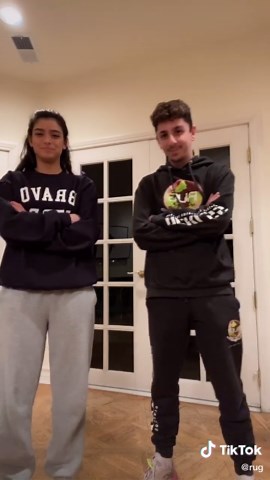 @dixiedamelio killed this 😂🔥 #fyp #foryoupage | charli d' amelio