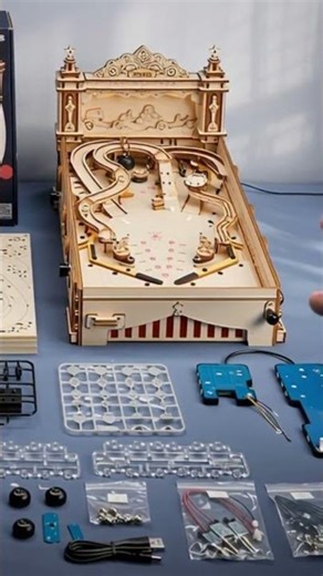 Vintage Style Wooden Pinball Machine – 3D DIY Puzzle Game