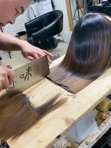 2.9M views · 1.5K reactions | An alternative yet almost equally effective hair cutting technique! | Make-Up & Hair Tutorials | Facebook