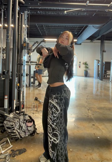 Rawrrrr #bodybuilding #gymtok #fitness #proportions #gym