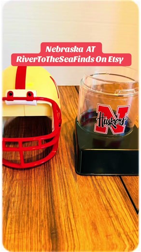 Nebraska Coin Bank ￼shop https://rivertotheseafinds.etsy.com #homedecor #gift #Nebraska #football ￼