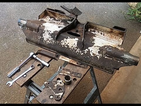 Bobcat quick-attach assembly (1st gen, single lever design) Bobcat 440b