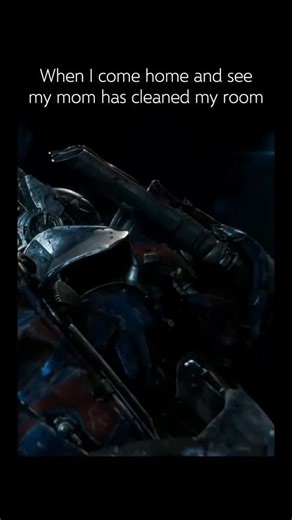𝑪𝒉𝒆𝒓𝒊𝒆 on Instagram: "Interesting fact: In Transformers (2007), director Michael Bay used real military hardware and cooperation from the U.S. armed forces to film several action scenes. T his gave the movie a more realistic and grounded feel, helping the giant robot battles feel massive and believable. #cherieeclub #instadaily"