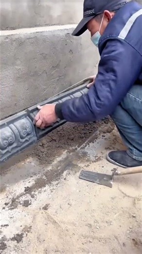 The process of quickly installing a base layer on a wall using Chinese architecture #construction