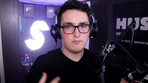 The hardest try not to laugh challenge yet