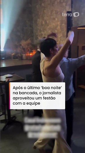 William Bonner dança ‘Evidências’ ao lado da mulher em despedida do ‘Jornal Nacional’