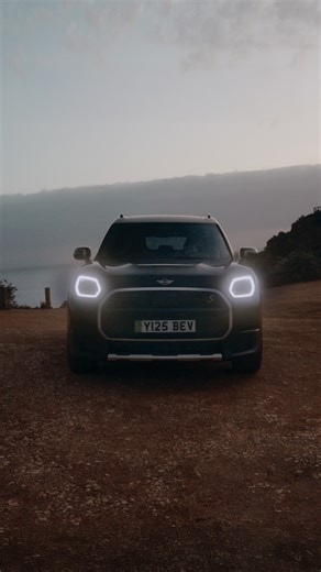 2.8K views · 22 reactions | Who says only humans can say hello? MINI begs to differ.  #MINI #MINICountryman #SayHello #WorldHelloDay | MINI | Facebook