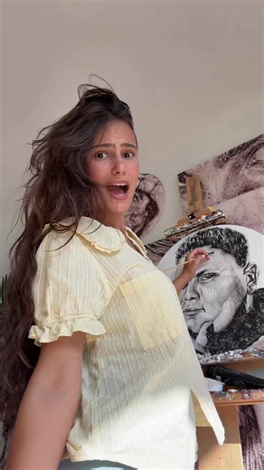 Music video or it didn’t happen… I PAINTED THE RIZZLER AND HE REPOSTED ON INSTA!! @ItzTheRizzler we love u #fyp #artist #emilymillerarts #painting #art